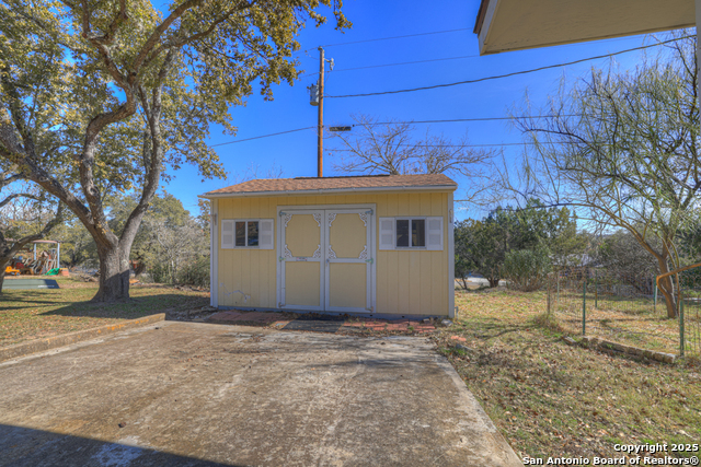 Image 35 of 41 For 116 Crestview