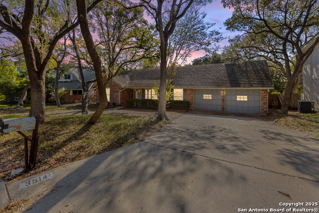 Image 2 of 36 For 3514 Red Oak Ln