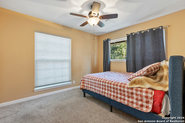 Image 23 of 36 For 3514 Red Oak Ln