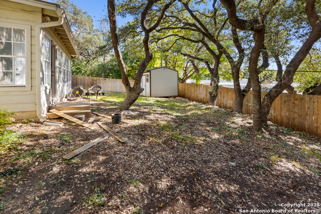 Image 35 of 36 For 3514 Red Oak Ln