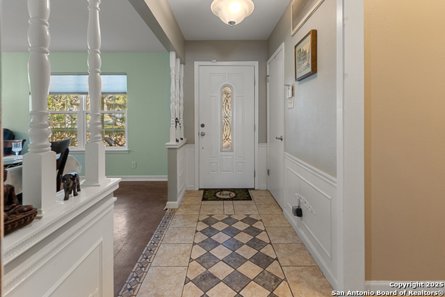 Image 6 of 36 For 3514 Red Oak Ln