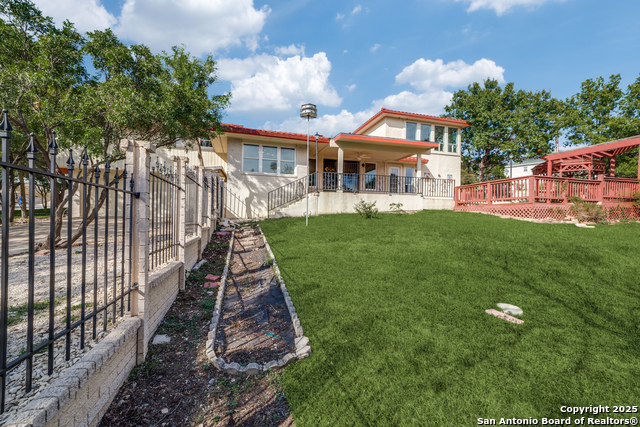 Image 11 of 33 For 6410 Laurel Hill