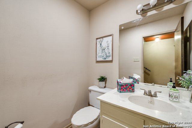 Image 30 of 33 For 6410 Laurel Hill