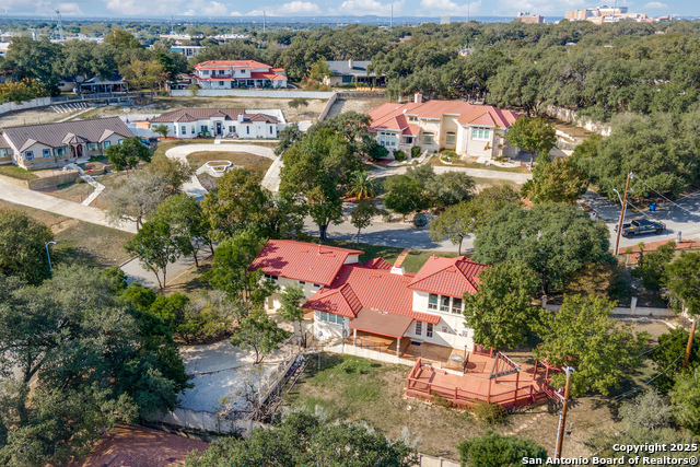 Image 6 of 33 For 6410 Laurel Hill