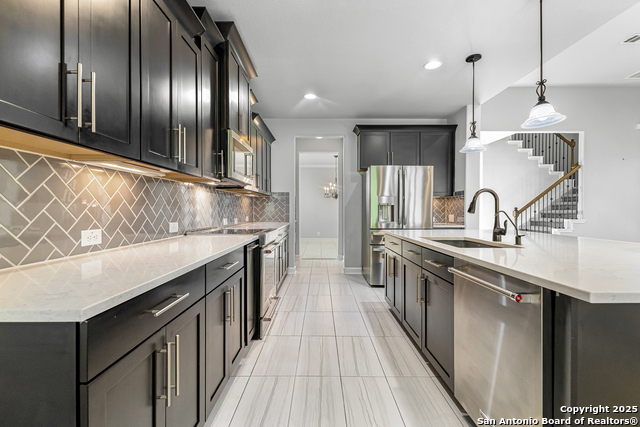 Image 12 of 43 For 13539 Falls Summit