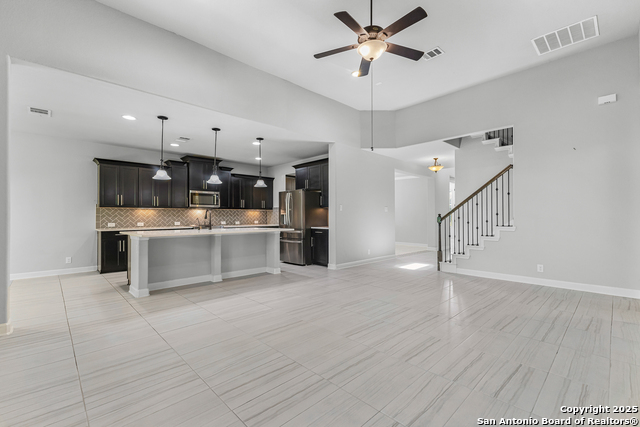 Image 16 of 43 For 13539 Falls Summit