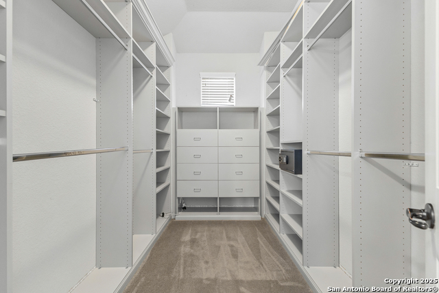 Image 23 of 43 For 13539 Falls Summit