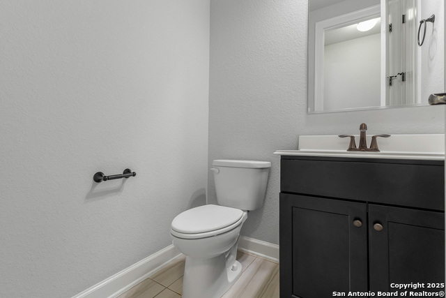 Image 24 of 43 For 13539 Falls Summit