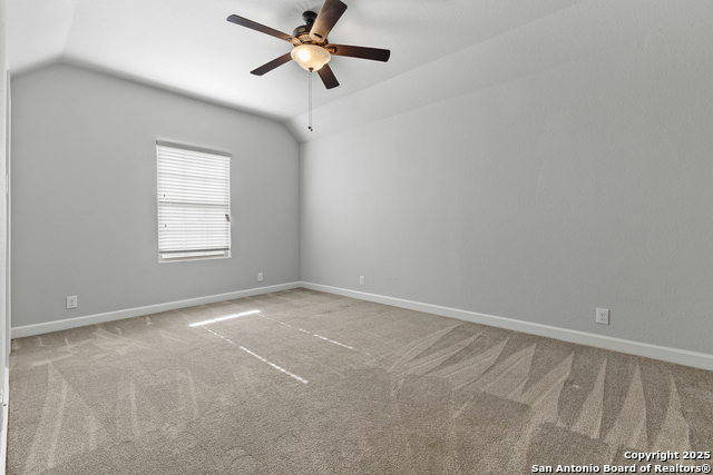 Image 33 of 43 For 13539 Falls Summit