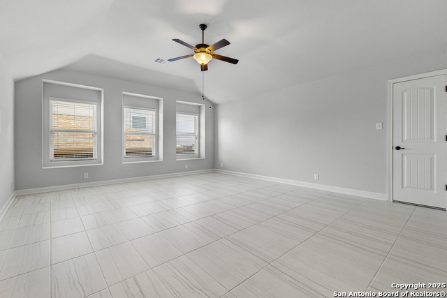 Image 34 of 43 For 13539 Falls Summit