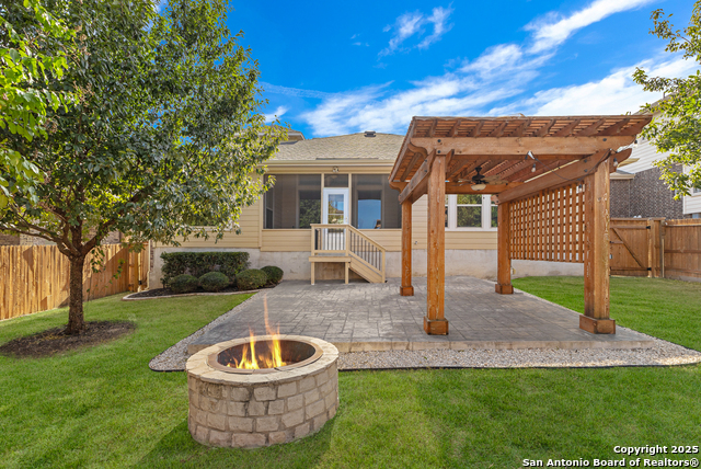 Image 38 of 43 For 13539 Falls Summit