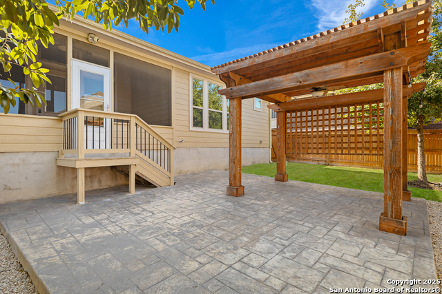 Image 40 of 43 For 13539 Falls Summit