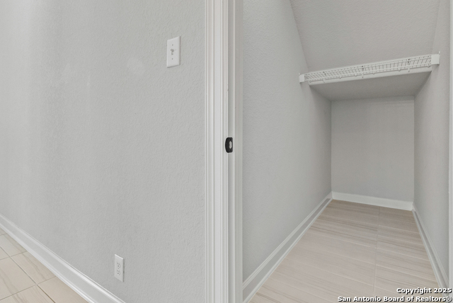 Image 41 of 43 For 13539 Falls Summit