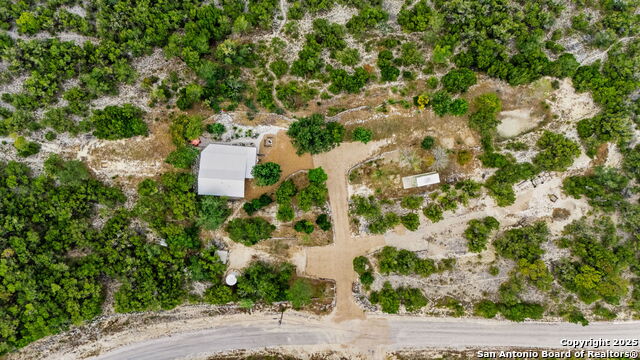 Image 28 of 49 For 411 Valley View