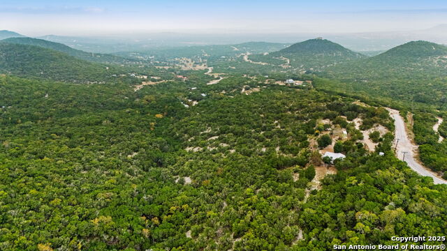 Image 32 of 49 For 411 Valley View