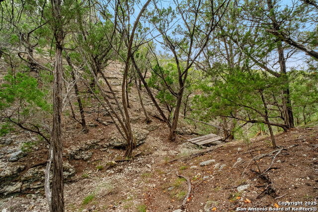 Image 40 of 49 For 411 Valley View