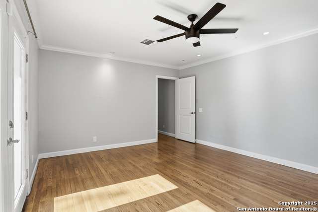 Image 17 of 29 For 214 Robinhood Pl.