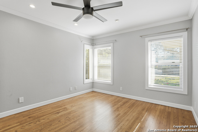 Image 22 of 29 For 214 Robinhood Pl.