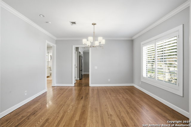 Image 9 of 29 For 214 Robinhood Pl.