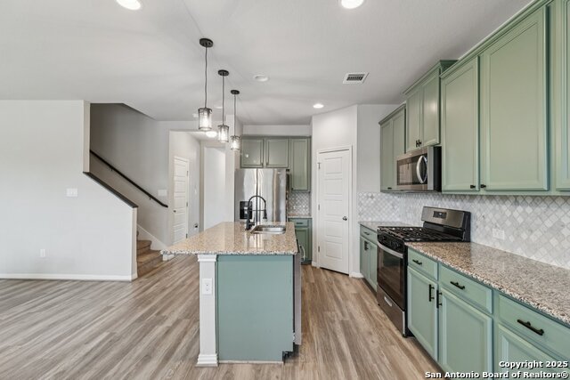 Image 6 of 25 For 8815 Straight Oaks