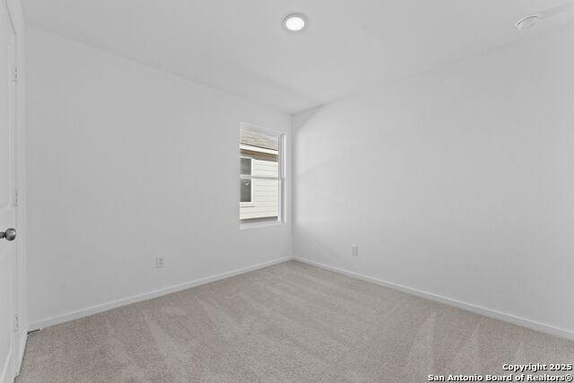 Image 7 of 22 For 2210 Collins Aly