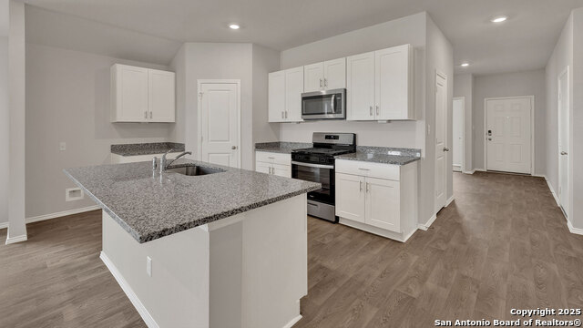 Image 13 of 34 For 322 Hodges Street