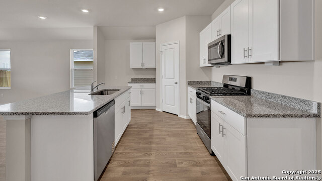 Image 14 of 34 For 322 Hodges Street