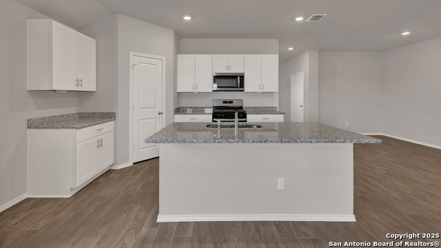 Image 15 of 34 For 322 Hodges Street