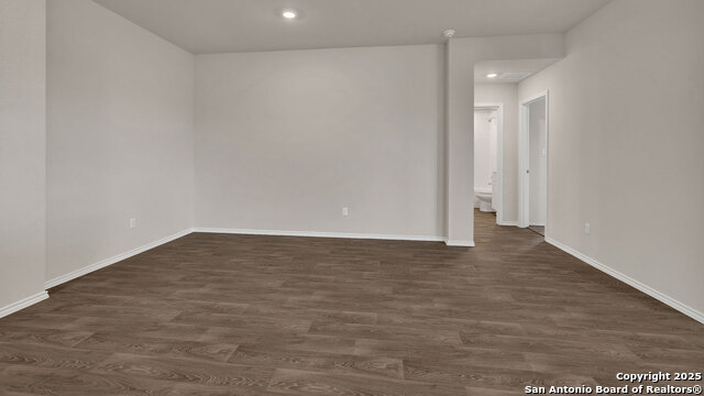 Image 16 of 34 For 322 Hodges Street