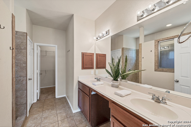 Image 26 of 42 For 2063 Western Pecan