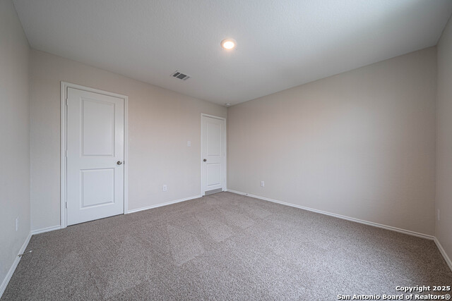 Image 21 of 27 For 2818 Gustavo