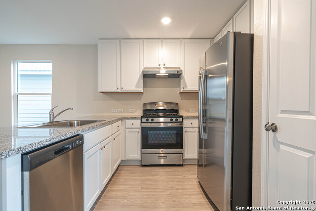 Image 8 of 27 For 2818 Gustavo