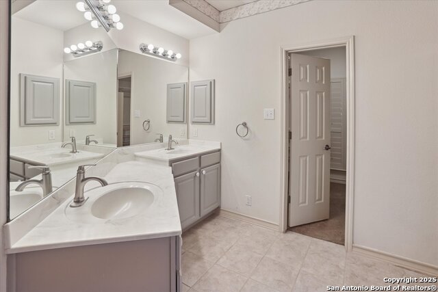 Image 15 of 35 For 24207 Bear Mtn