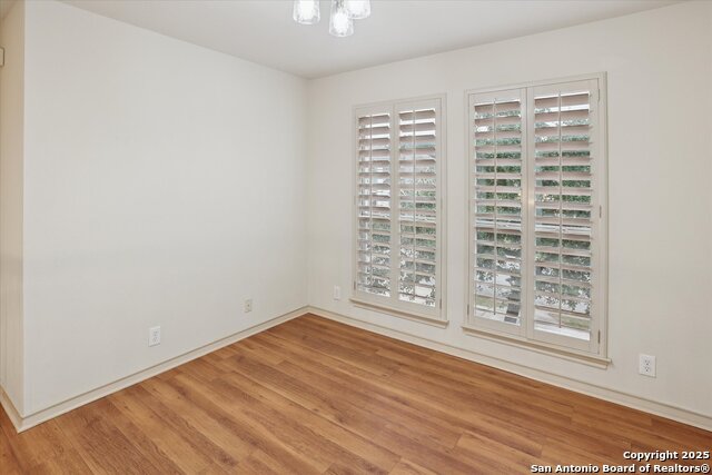 Image 21 of 35 For 24207 Bear Mtn