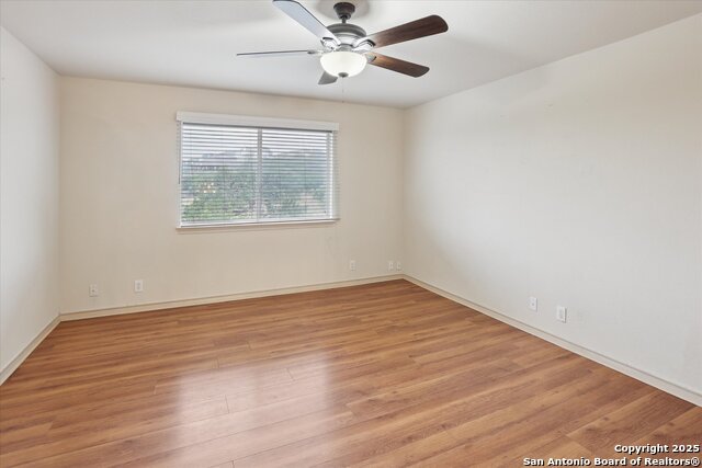 Image 27 of 35 For 24207 Bear Mtn