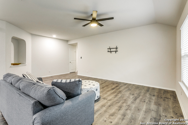 Image 8 of 26 For 29632 Winter Copper