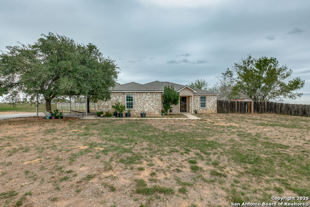 Image 4 of 33 For 745 Cimarron Square