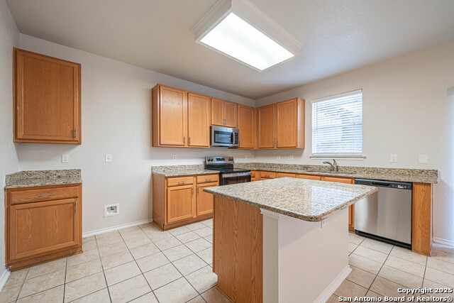 Image 10 of 31 For 6807 Elmwood