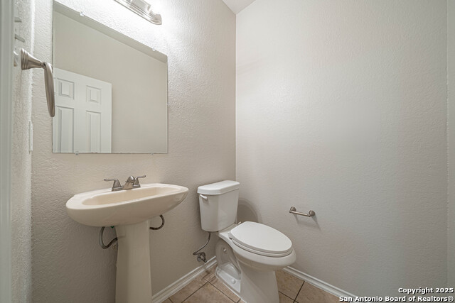 Image 14 of 31 For 6807 Elmwood