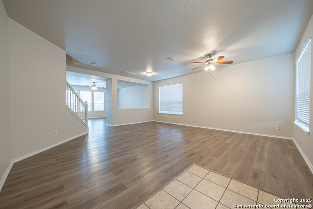 Image 4 of 31 For 6807 Elmwood