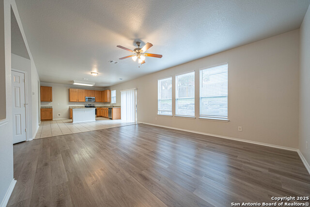 Image 7 of 31 For 6807 Elmwood