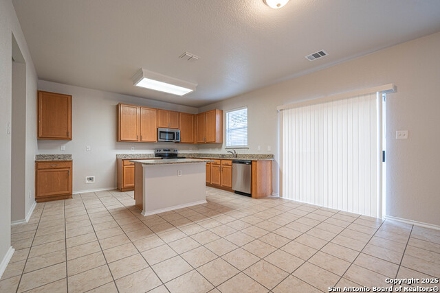 Image 9 of 31 For 6807 Elmwood