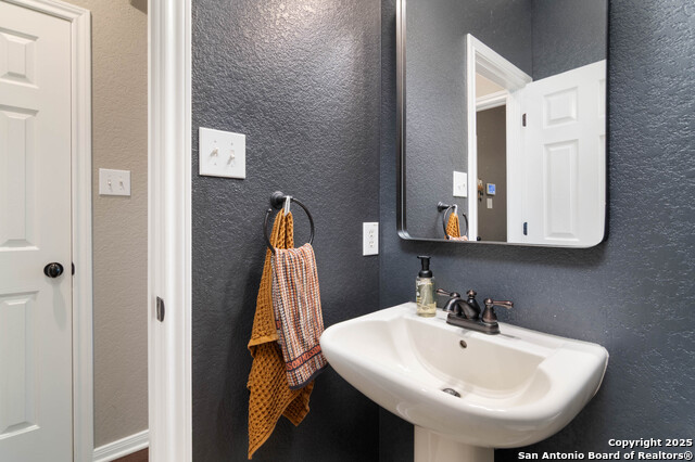 Image 28 of 30 For 1214 Ashbury Bay