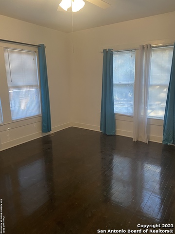 Image 3 of 8 For 324 Donaldson Ave 2