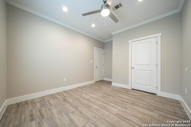 Image 30 of 34 For 1418 Burleson