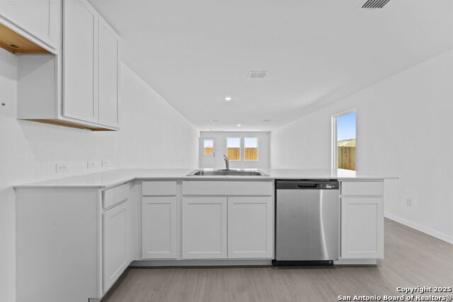 Image 12 of 22 For 2067 Powell Pl