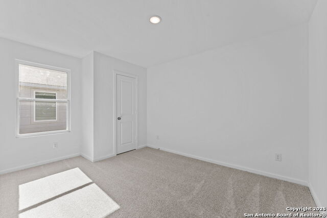 Image 9 of 22 For 2067 Powell Pl