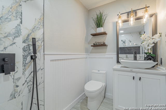 Image 27 of 42 For 5714 Green Manor St