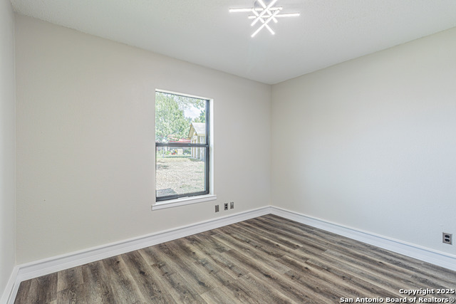 Image 30 of 42 For 5714 Green Manor St