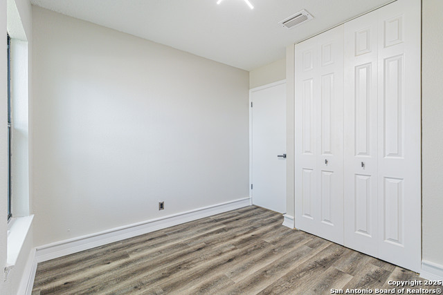 Image 34 of 42 For 5714 Green Manor St